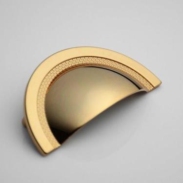 Imagem de Puxador shell 48mm gold zp4319.a00. - ZEN DESIGN