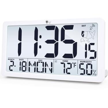 Imagem de TXL Relógio de parede atômico com luz de fundo, relógio de parede digital operado por bateria com temperatura, umidade e data, visor grande, horário de verão automático, 6 fusos horários (branco)