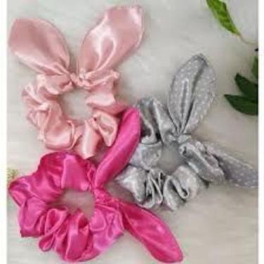 Imagem de Kit 05 Xuxinha Rabicó  Laço Cabelo Cetim Scrunchie Amarrar Coque Pente