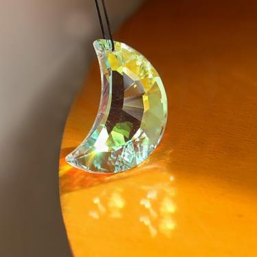 Imagem de Lustre de pendurar prismas de cristais com corrente para janelas, peças para apanhadores de sol, pingentes de arco-íris (colorido, lua crescente)