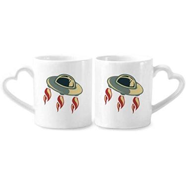Imagem de Universe Alien Monster UFO Conjunto de canecas de porcelana para casais, coração e coração