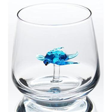 Imagem de HeguSun Copo de vidro 3D com estatueta de animal fofo dentro, figura de tartaruga marinha de vidro soprado à mão dentro da caneca, vidro sem haste para vinho, água, leite, bebidas, 340 g (tartaruga