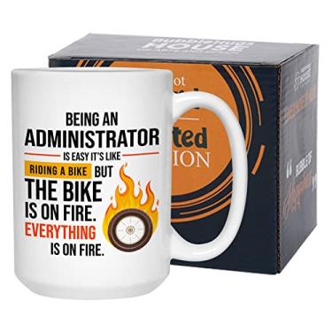 Imagem de Caneca de café Administrador – Caneca de Engenheiro de Rede de Administrador Escolar – Ser Administrador é Fácil É Como Andar de Bicicleta, Branco, 15oz