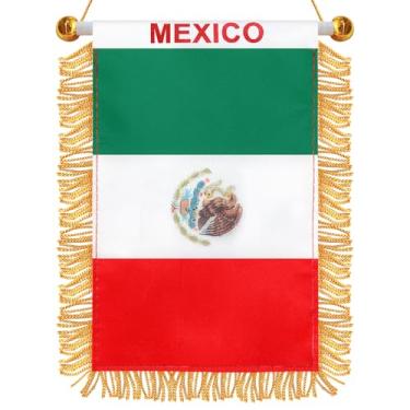 Imagem de Mini bandeira suspensa do México de 10 x 15 cm – Faixa de cetim com espelho retrovisor de carro do México com borlas douradas para janela, parede, escritório ou decoração de interiores de automóveis