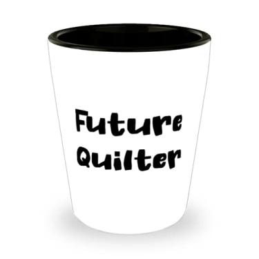 Imagem de Copo de shot Cool Quilter, Future Quilter, presentes para colegas de trabalho, presente de colegas, copo de cerâmica para quilter