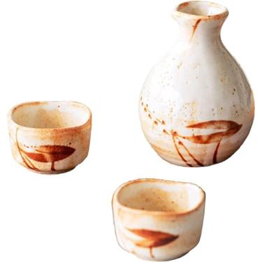 Imagem de JOEUQK Conjunto de saquê japonês 3 peças, conjunto de copos de saquê tradicional porcelana cerâmica artesanato taças de vinho 2 copos de saquê 1 pote de saquê