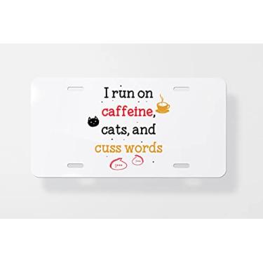 Imagem de Capa para placa de licença I Run On Caffeine Cats and Cuss Words – Capa para placa de carro – Capa para placa de carro 15 x 30 cm