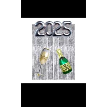 Imagem de Kit Decoração de Ano Novo 2025 com Balão Número Metalizado Grande, 2 Cortinas Metalizadas, 1 Taça e 1 Champanhe