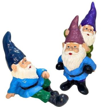Imagem de 2 Estátua Duende Gnomo Duplo  Sentado P/ Jardim Enfeite - LZ Decoraçõe