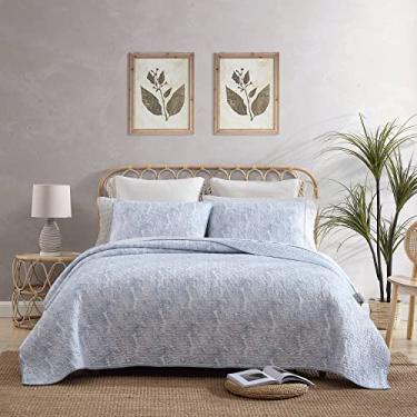 Imagem de Tommy Bahama - Conjunto de colcha King, decoração de quarto de algodão reversível com fronhas combinando, roupa de cama tropical com reverso texturizado (folhas de água envelhecidas azul, King)