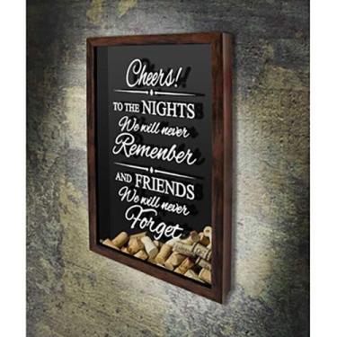 Imagem de Quadro Porta Rolhas All you need is Love 6 - Quadro Novo, 45x63, Marro