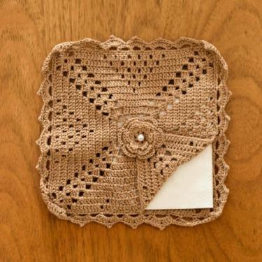 Imagem de Porta guardanapo de papel em crochê