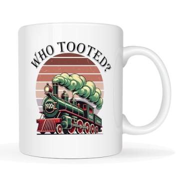 Imagem de MAUAG Caneca de café vintage "Who Tooted?" da década de 1920, trem a vapor, 325 ml - Design retrô engraçado para amantes de trem, fãs de piadas de pai e colecionadores de ferrovias, pode ser lavado na