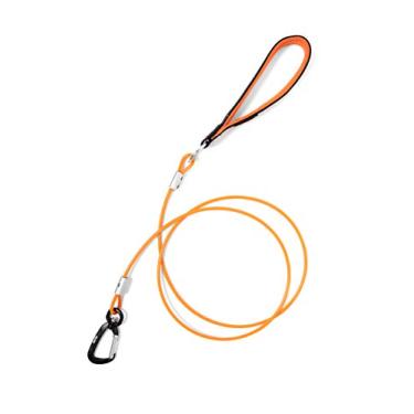 Imagem de Mighty Paw coleira para cães à prova de mastigação – cabo de 1,82 m, cabo trançado de aço com alça acolchoada e mosquetão para escalada de pedra.Mighty Paw 6 Feet laranja