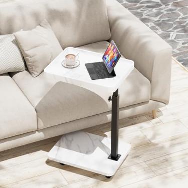 Imagem de Katrawu Mesa de canto em forma de C, altura ajustável, bandejas giratórias de TV de 360° para comer no sofá que desliza por baixo, mesa lateral de sofá com rodas para sala de estar e quarto, cama