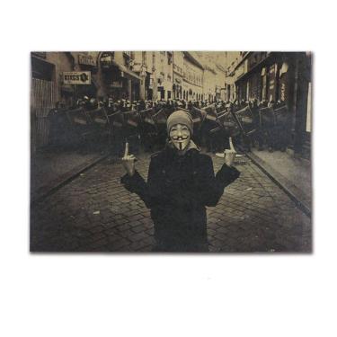 Imagem de Pôster V de Vendetta Protest Vintage Kraft Paper 51,5x36cm