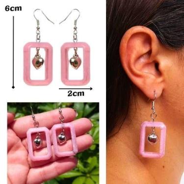 Imagem de Par de Brincos feminino  com estilo e beleza em 2 peças elegantes e de