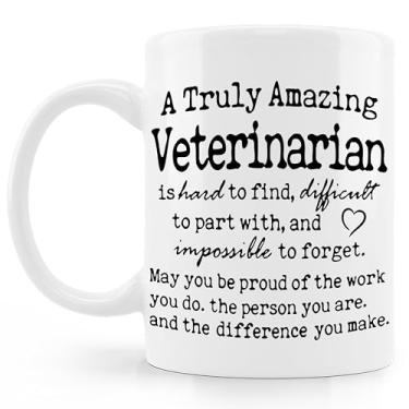 Imagem de BESERH Caneca de café inspiradora veterinária, presentes de veterinários para mulheres e homens, presentes veterinários médicos, uma caneca de café de cerâmica veterinária verdadeiramente incrível