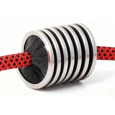 Imagem de Yosoo Health Gear Escova de limpeza de corda preta, limpador de corda de escalada de aço inoxidável de nylon para corda de alpinismo, exploração de cavernas, trabalho aéreo içamento