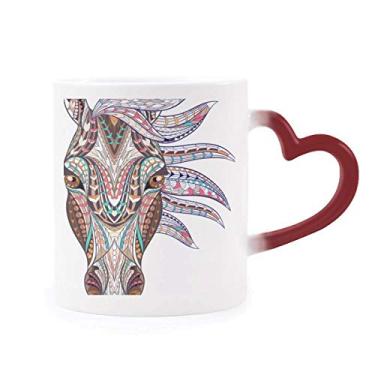 Imagem de Caneca sensível ao calor com design de cavalo colorido estilo mosaico, caneca vermelha que muda de cor