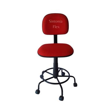 Imagem de Cadeira  secretaria  com regulagem de altura - base de ferro - rodízio e apoio de pé tecido vermelho