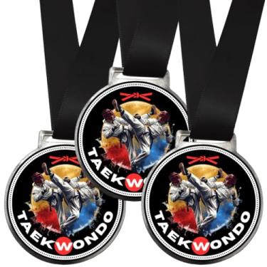Imagem de Kit 15 Medalhas Para Taekwondo Premiação de Luta Campeão Artes Marciais 50mm Com Fita Preta