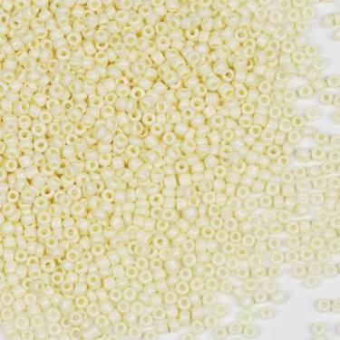 Imagem de Contas de semente de 2 mm de cor bege cerca de 9800 peças/110 gramas em saco, contas de artesanato de vidro 12/0 para fazer brincos e colar (bege)