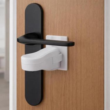 Imagem de Protetor Trava De Maçaneta Porta Bloqueio Tranca Segurança - TMT E-COM