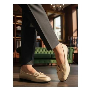 Imagem de Mocassim Feminino Ultra Conforto Com Laço Modare 7016461, Creme, 38