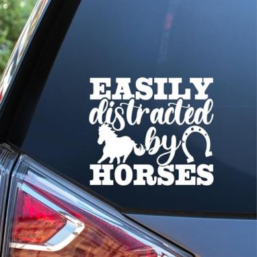 Imagem de Sunset Graphics & Decals Adesivo de vinil para carro facilmente distraído por cavalos | Carros Caminhões Vans Paredes Laptop Computador Espelho Skate Tablet | Branco | 5,5 polegadas | SGD000341