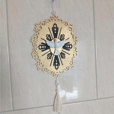 Imagem de Enfeite de Parede Divino Espirito Santo adornos, escapulário, presente