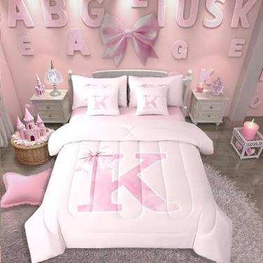 Imagem de Erosebridal Conjunto de cama solteiro com laço rosa, 7 peças, monograma personalizado, presente para mulheres e adolescentes, cama em uma bolsa, laço com inicial de aniversário, decoração de quarto