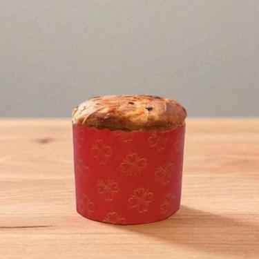 Imagem de Forma Panetone 250g - Vermelho Decorada com Trevos - 10 unidades - Eco