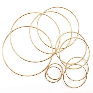 Imagem de YDJIANCAI Anel de metal dourado, argola de macramê para decoração floral de casamento, decoração de parede boêmia, suprimentos de arte e artesanato DIY, 1 peça (tamanho: 5 cm)