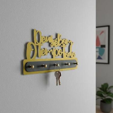 Imagem de Porta Chaves Religioso em MDF com a Frase Deus é Bom o Tempo Todo 25cm (Dourado)