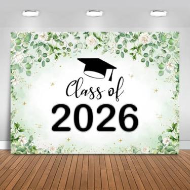 Imagem de Fitumiw Pano de fundo de graduação folhas verdes classe de 2026 decorações de festa fundo verde parabéns banner adereços de cabine de fotos (2,1 x 1,5 m)