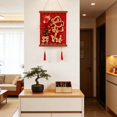 Imagem de KYMY Decoração de pendurar de ano novo vietnamita – 2026 Ornamento de madeira vietnamita com tecido não tecido, pingente de festival de primavera para porta de casa de ano novo lunar sala de estar