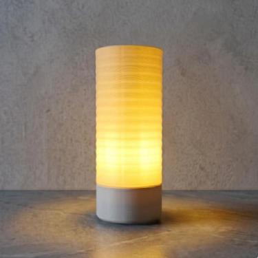 Imagem de Luminária de Mesa Minimalista Lina Abajur Decorativo - MUVIA
