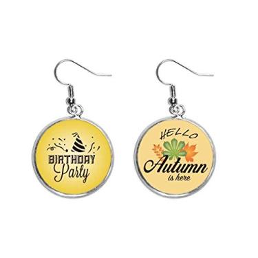 Imagem de Brinco de folha de outono com texto de Felicitações de aniversário