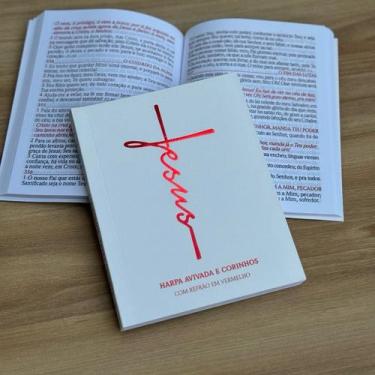 Imagem de Harpa e corinhos laminada Jesus branca  Letras gigante com refrão em v