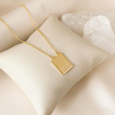Imagem de Colar Longo Com Plaquinha Religiosa Banhado a Ouro