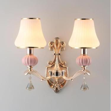 Imagem de Luminária de parede de cristal de luxo europeia, moderna, com LED, para decoração de sala de estar, quarto, escritório, quarto modelo, hotel, casa de campo, corredor (1 unidade com 2 lâmpada