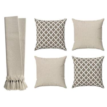 Imagem de Kit Manta Para Sofá Cama Bege 2,20m + 4 Capas De Almofada Geométricas 