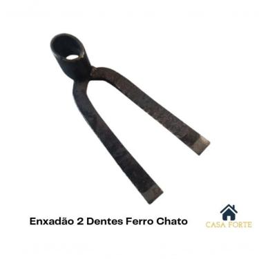 Imagem de Enxadão 2 Dentes Ferro Chato sem Cabo Aço 45 para Jardinagem e Agricultura Fundição Petrópolis