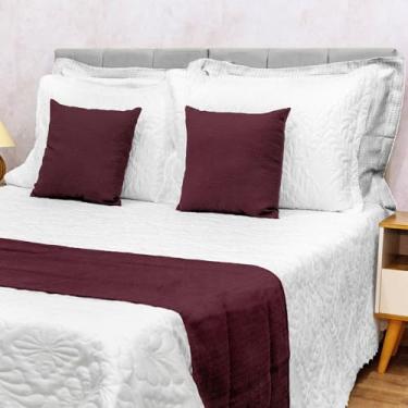 Imagem de Peseira Casal Piquet Favinho + 2 Capas de Almofadas 40x40cm C/Zíper (VINHO)