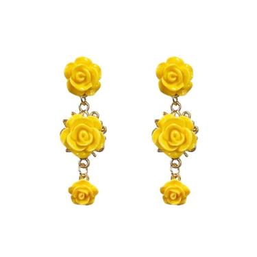 Imagem de YUNXI Brincos femininos com pingente de flor de rosa vermelha com borla longa, Large, Resina, Sem pedra preciosa