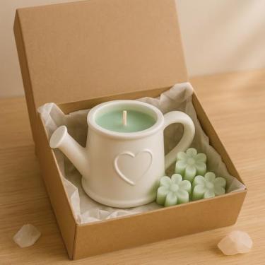 Imagem de Conjunto de Velas Perfumadas Para Presente, Contendo Um Regador Com InfusãO de Cera Floral e Miniaturas de Flores de Girassol.(Kit Verde Wax Melts Flores)