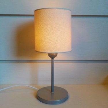 Imagem de Abajur Cabeceira Quarto Cilíndrico Bivolt Cinza Algodão Crú