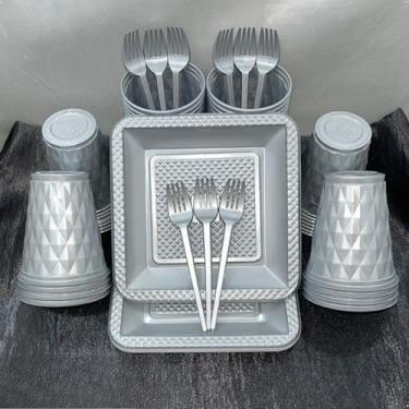 Imagem de Conjunto de luxo descartável para festas de aniversário com 260 peças Pratos quadrados de plástico colorido com efeito perolado Cores doces (Prata)