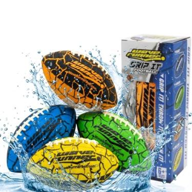 Imagem de Wave Runner Bola de futebol Grip It à prova d'água - Tamanho 24 cm com tecnologia Sure-Grip | Let's Play Football in The Water! (cor aleatória) (pacote com 1)